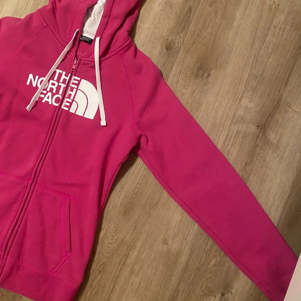 North Face Jacket - Picture 4 of 12